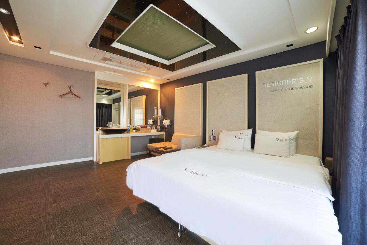 Busan Premium V Hotel מראה חיצוני תמונה