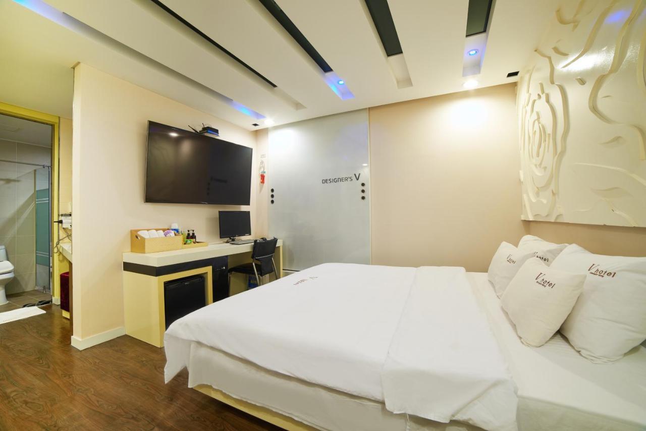 Busan Premium V Hotel מראה חיצוני תמונה