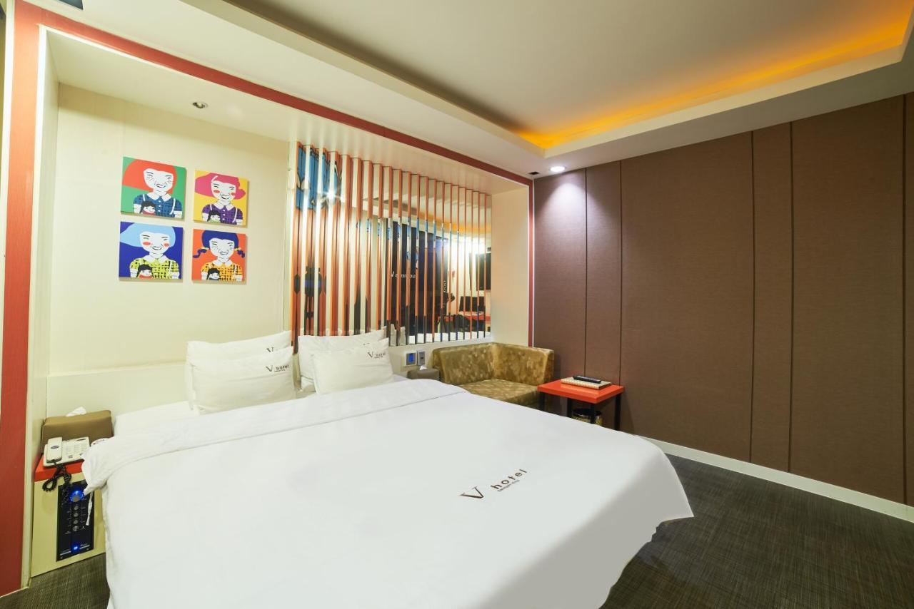 Busan Premium V Hotel מראה חיצוני תמונה