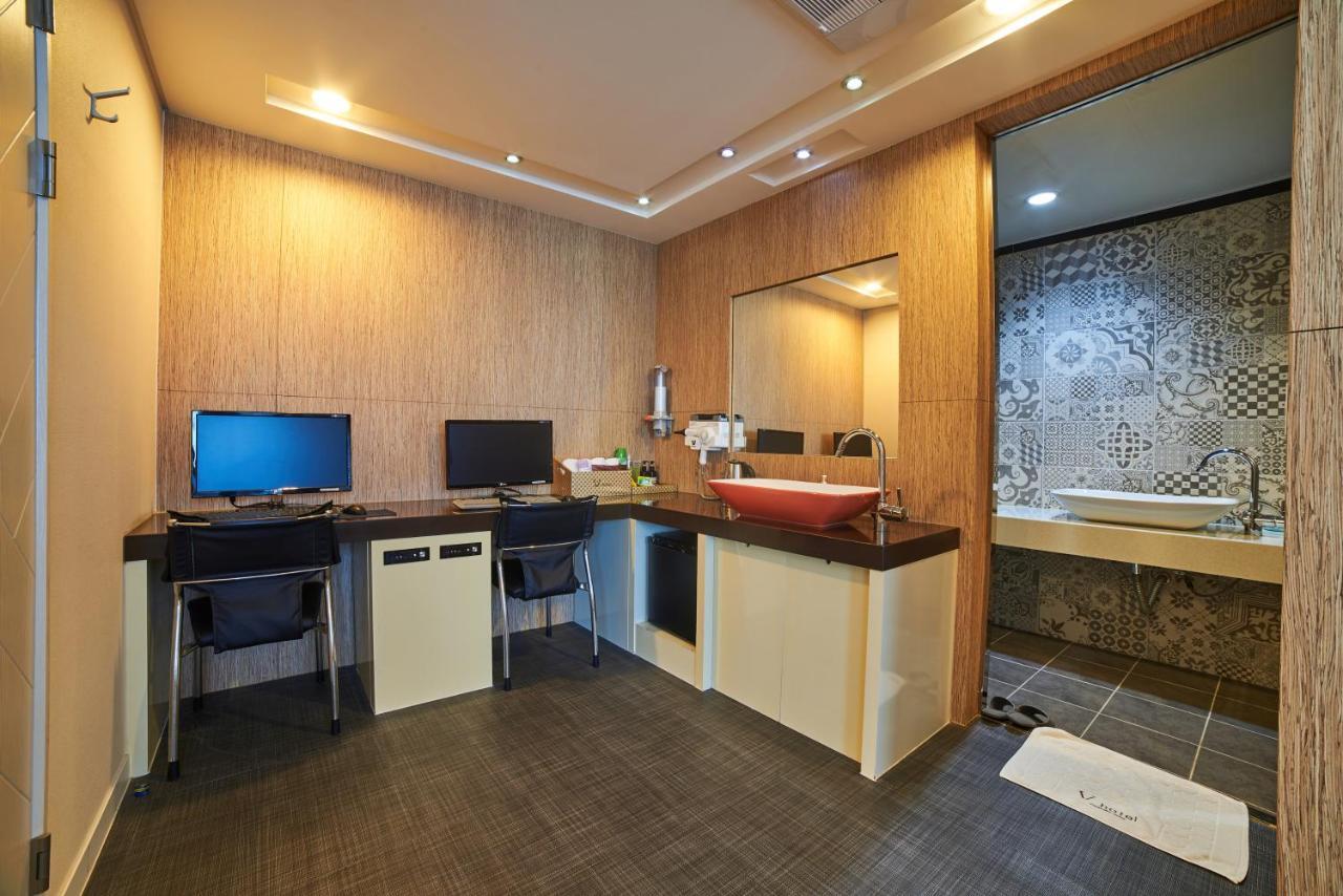 Busan Premium V Hotel מראה חיצוני תמונה