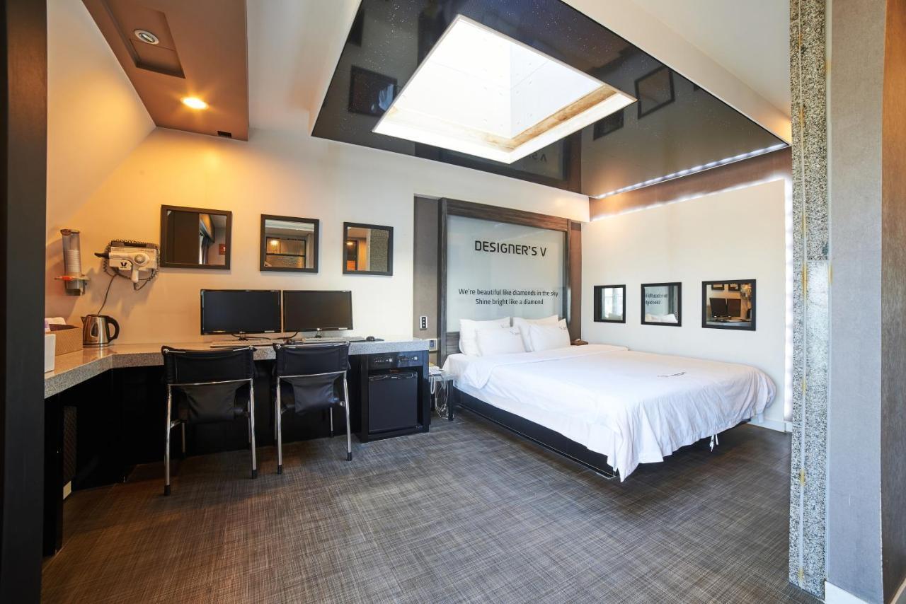 Busan Premium V Hotel מראה חיצוני תמונה