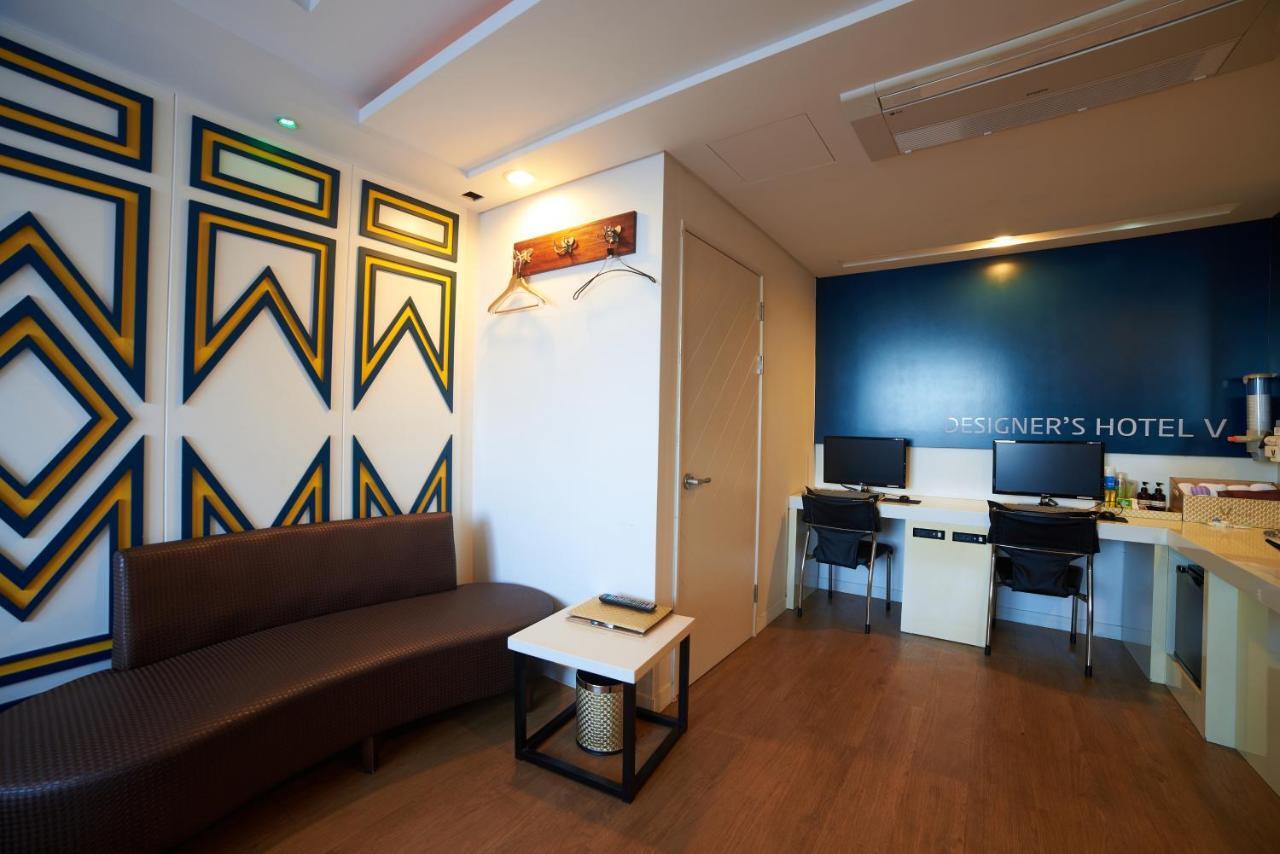 Busan Premium V Hotel מראה חיצוני תמונה