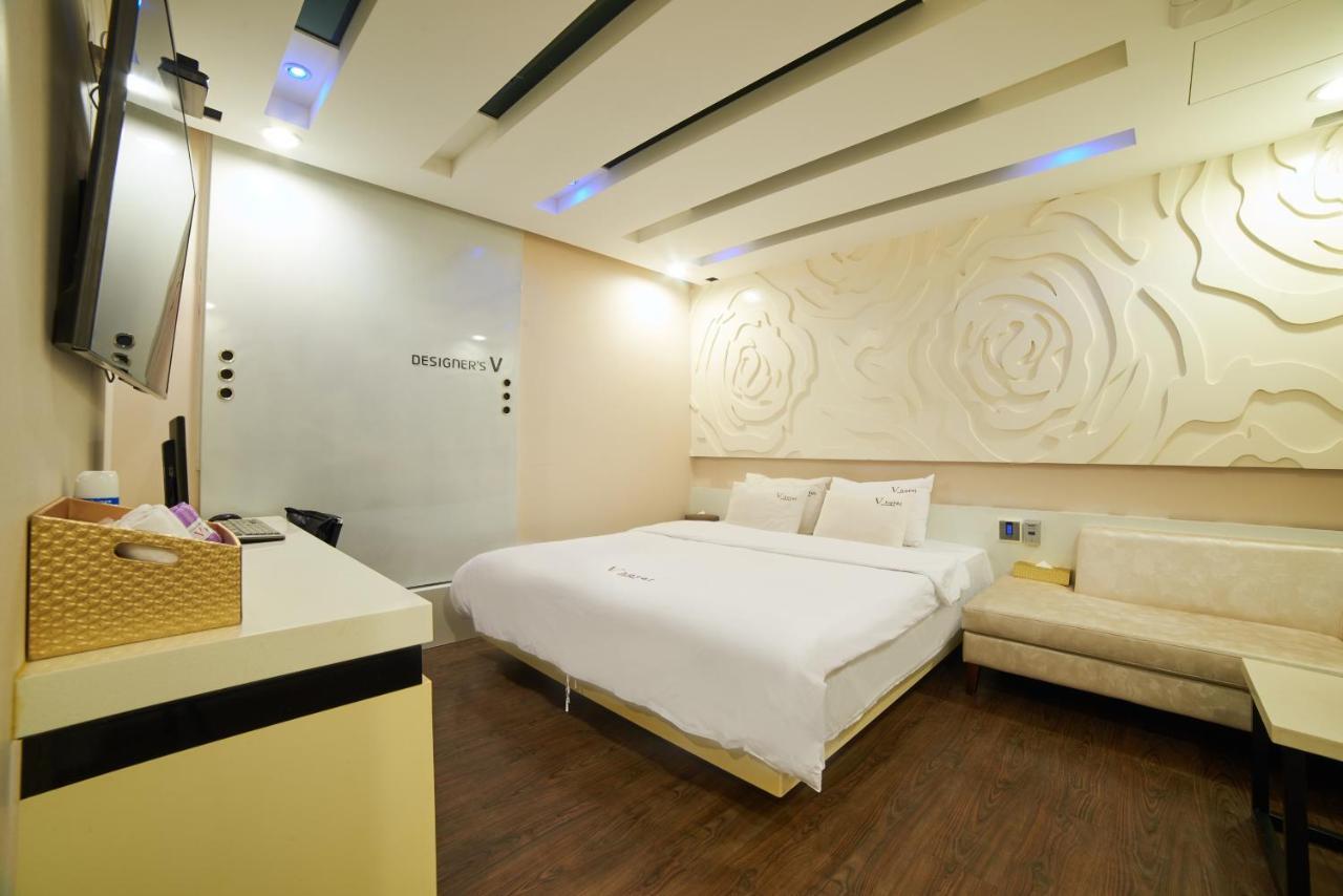 Busan Premium V Hotel מראה חיצוני תמונה