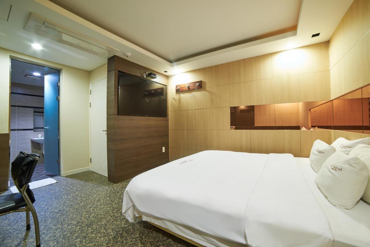 Busan Premium V Hotel מראה חיצוני תמונה