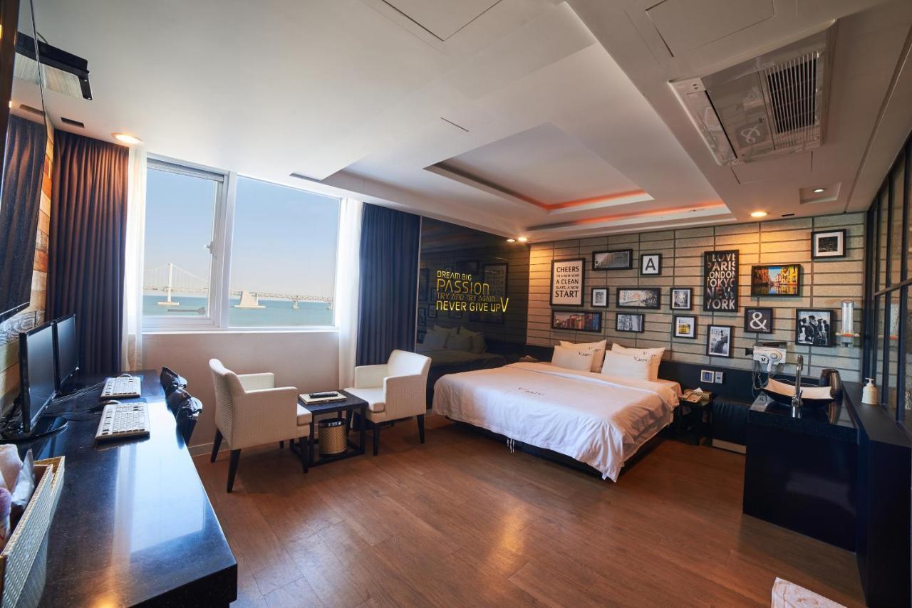 Busan Premium V Hotel מראה חיצוני תמונה