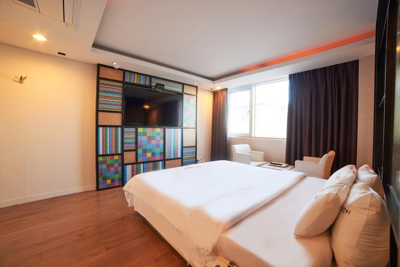 Busan Premium V Hotel מראה חיצוני תמונה
