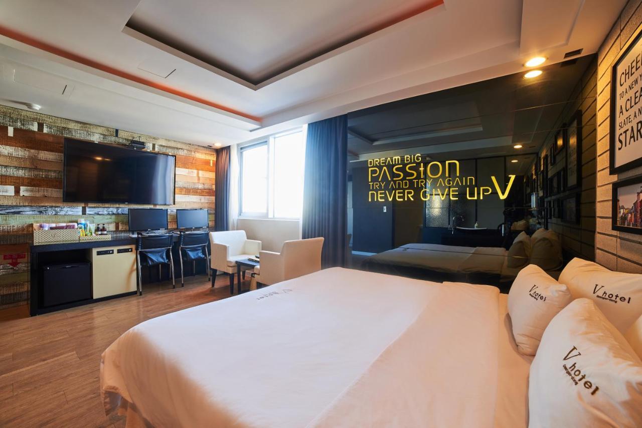 Busan Premium V Hotel מראה חיצוני תמונה